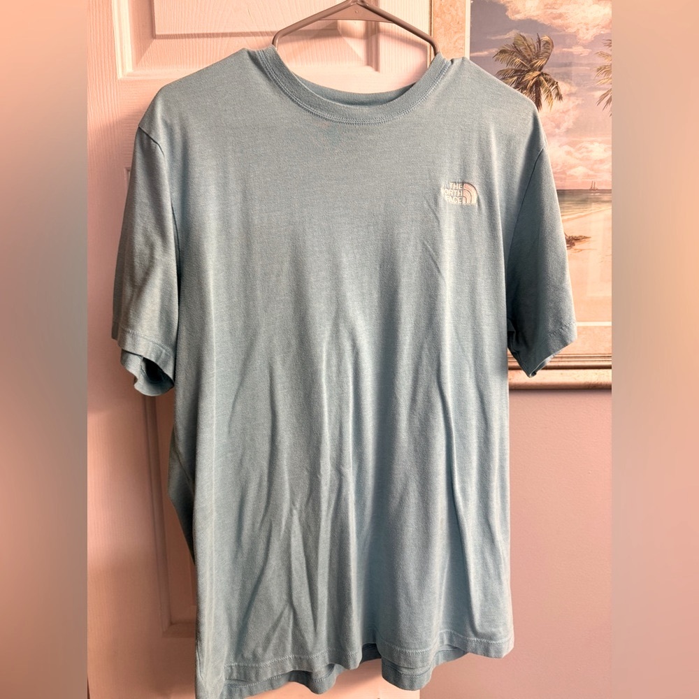 MENS NORTH FACE TEE LIGHT BLUE